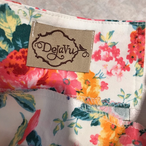 Cute Pink & Yellow & white Flower patterned skirt - Picture 3 of 4